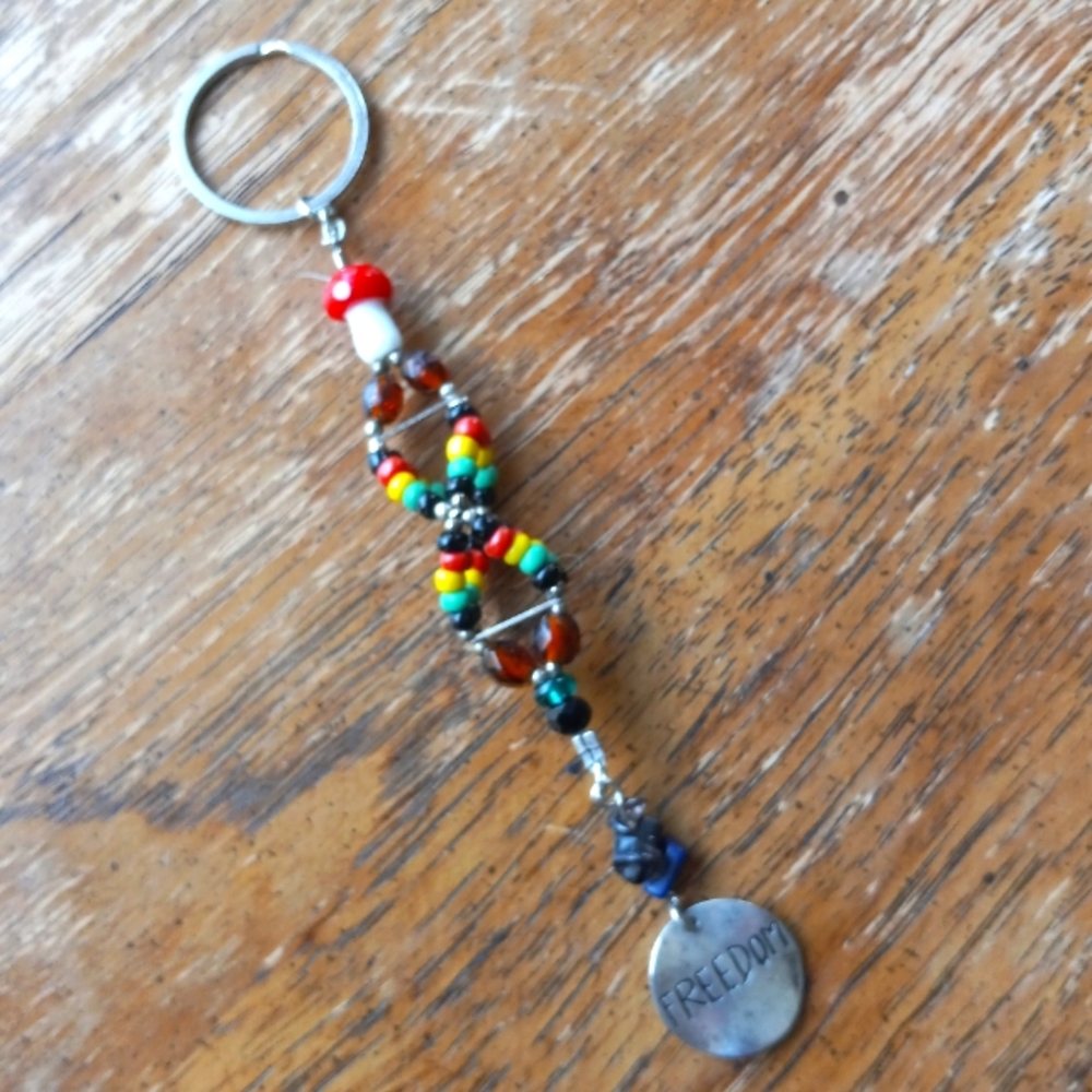 🍀Handmade Mushroom Rasta Keychain!!!! Free W/ Bundle!!!!